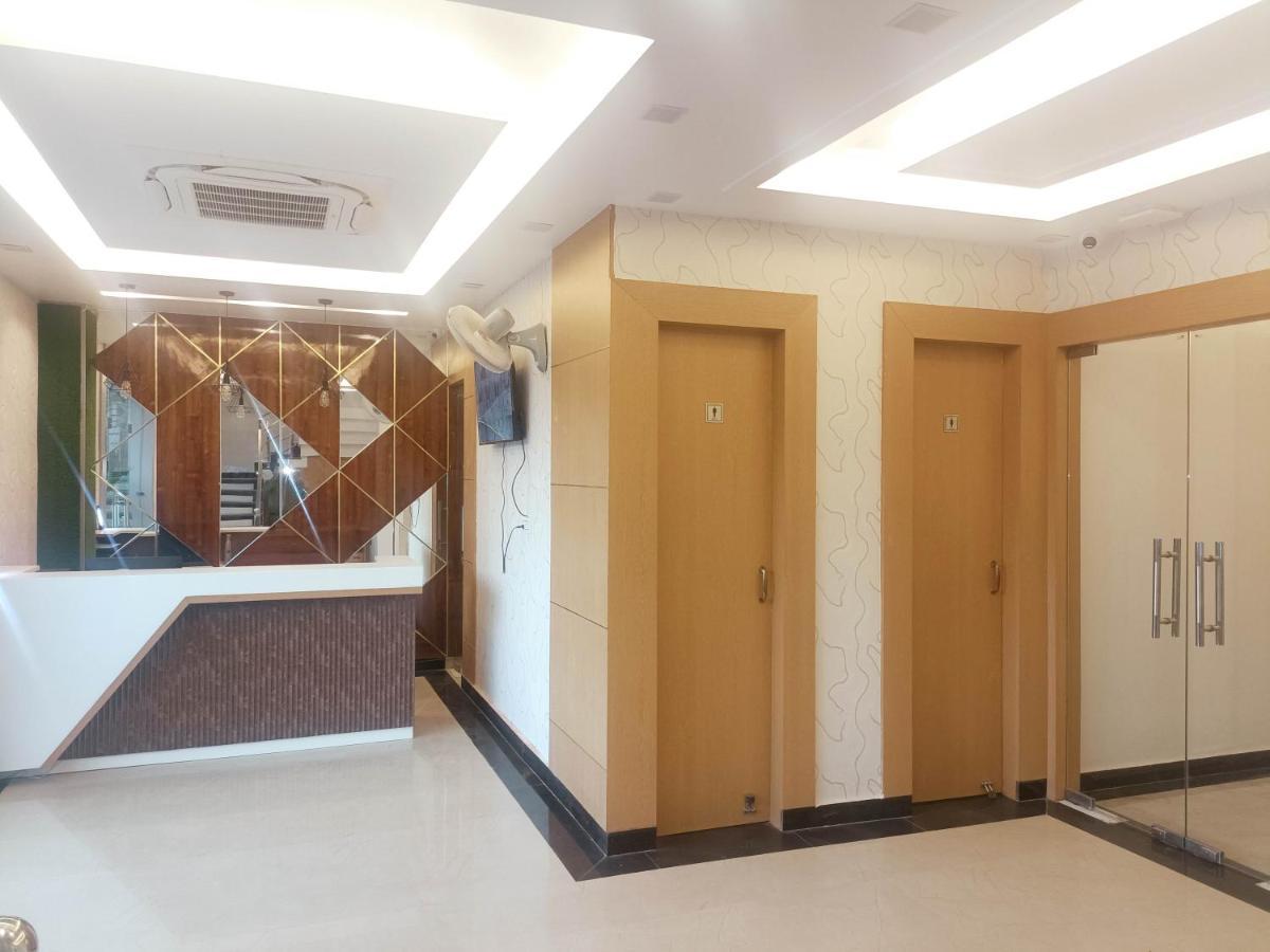 Hotel Royal Casa Lucknow Ngoại thất bức ảnh