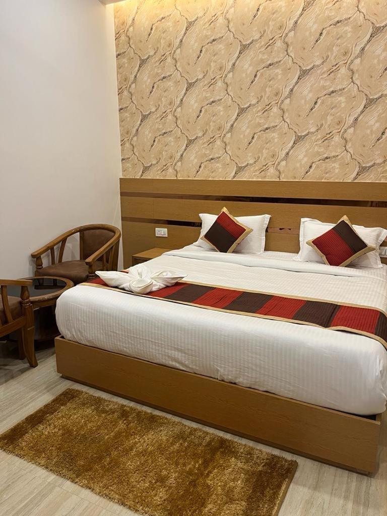 Hotel Royal Casa Lucknow Ngoại thất bức ảnh