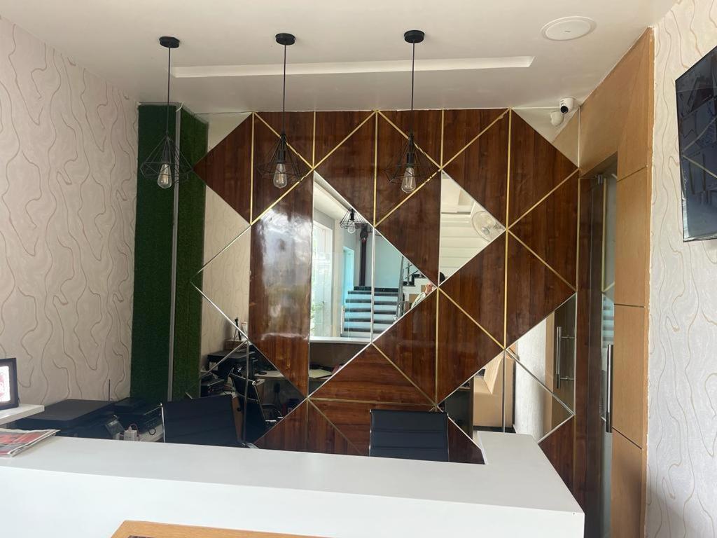 Hotel Royal Casa Lucknow Ngoại thất bức ảnh