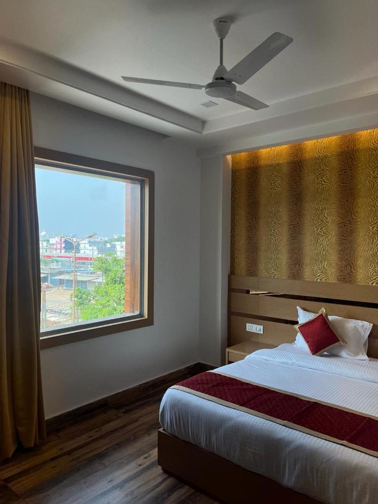 Hotel Royal Casa Lucknow Ngoại thất bức ảnh