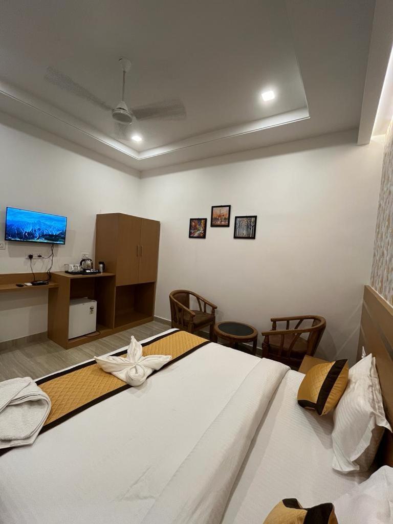 Hotel Royal Casa Lucknow Ngoại thất bức ảnh
