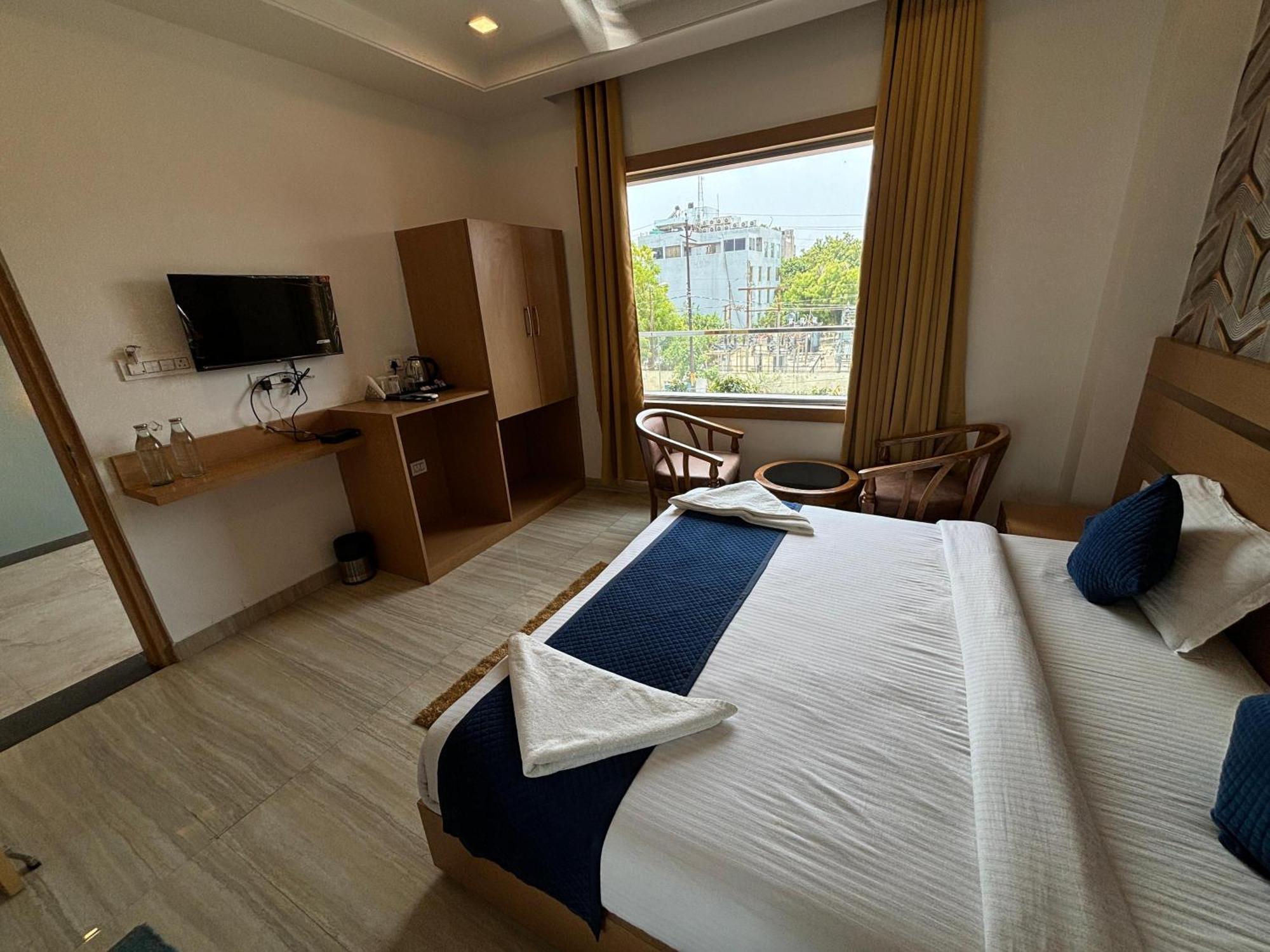 Hotel Royal Casa Lucknow Ngoại thất bức ảnh