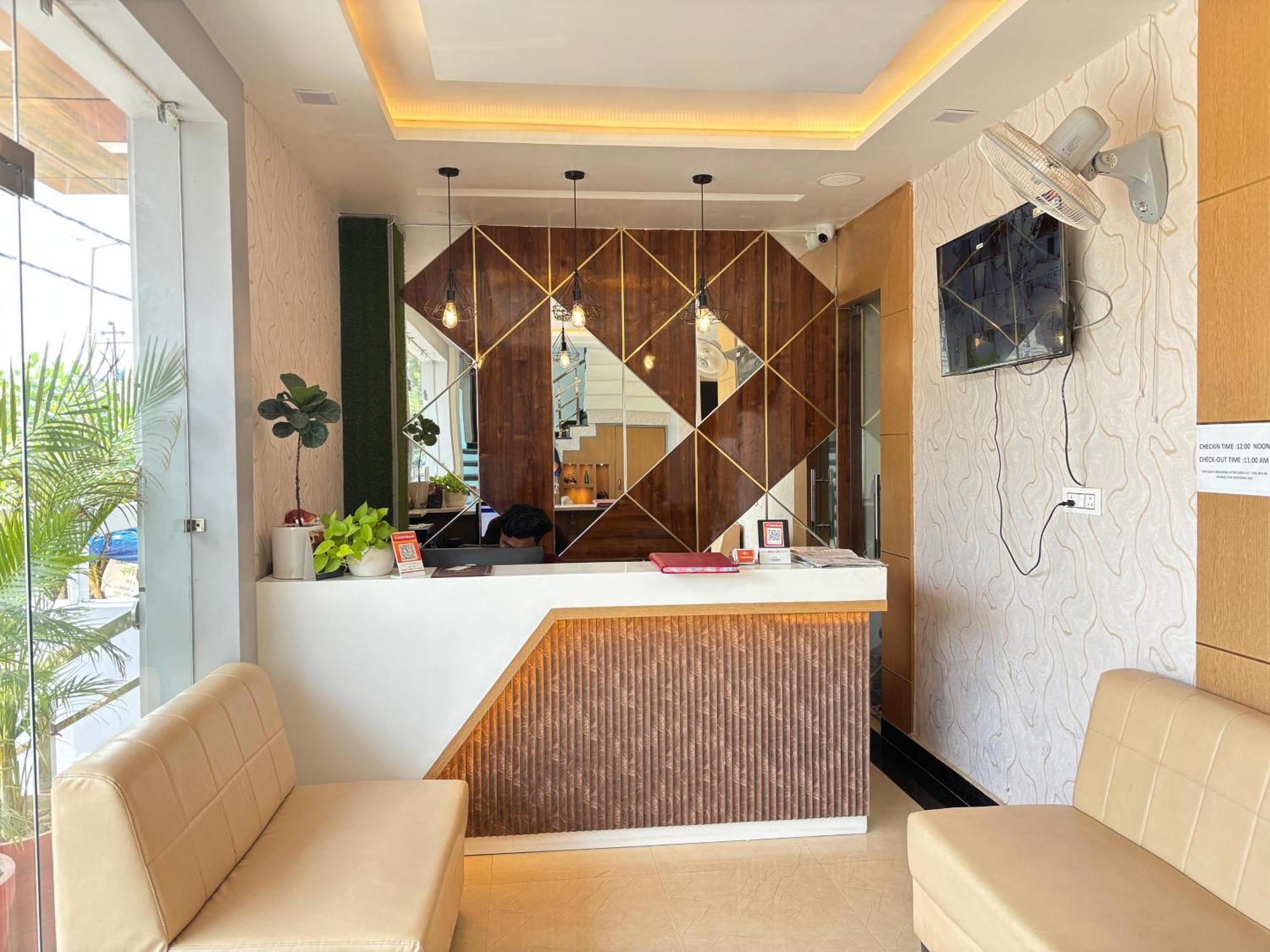 Hotel Royal Casa Lucknow Ngoại thất bức ảnh