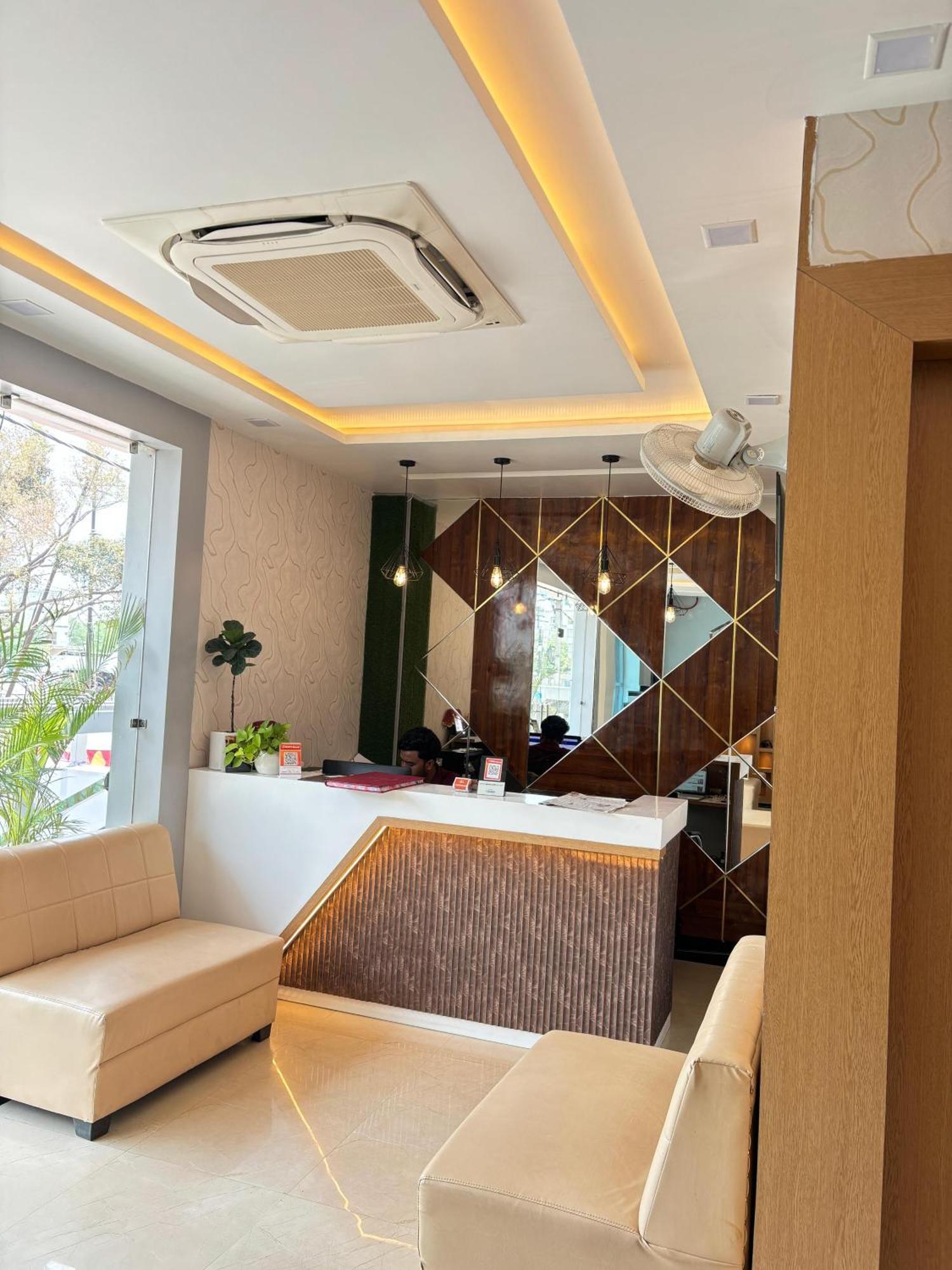 Hotel Royal Casa Lucknow Ngoại thất bức ảnh